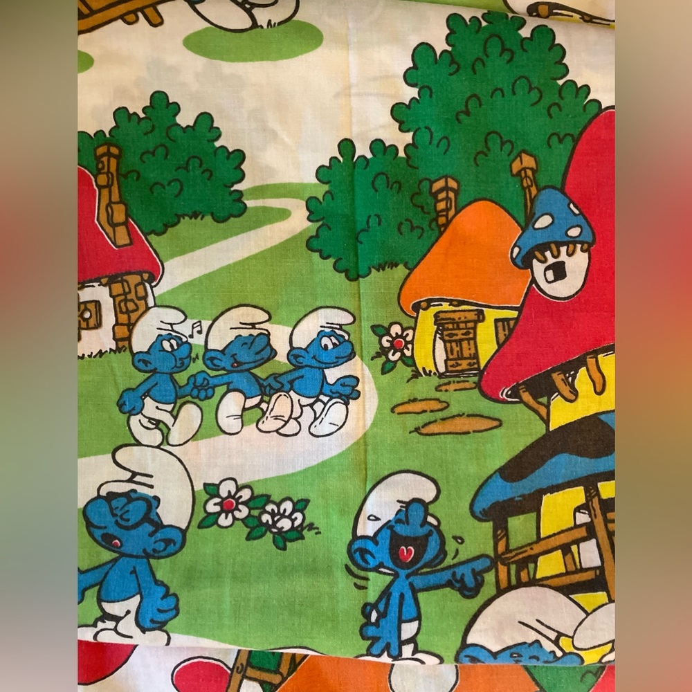 Smurf 80’s Fitted and Top Sheet. - Picture 2 of 4